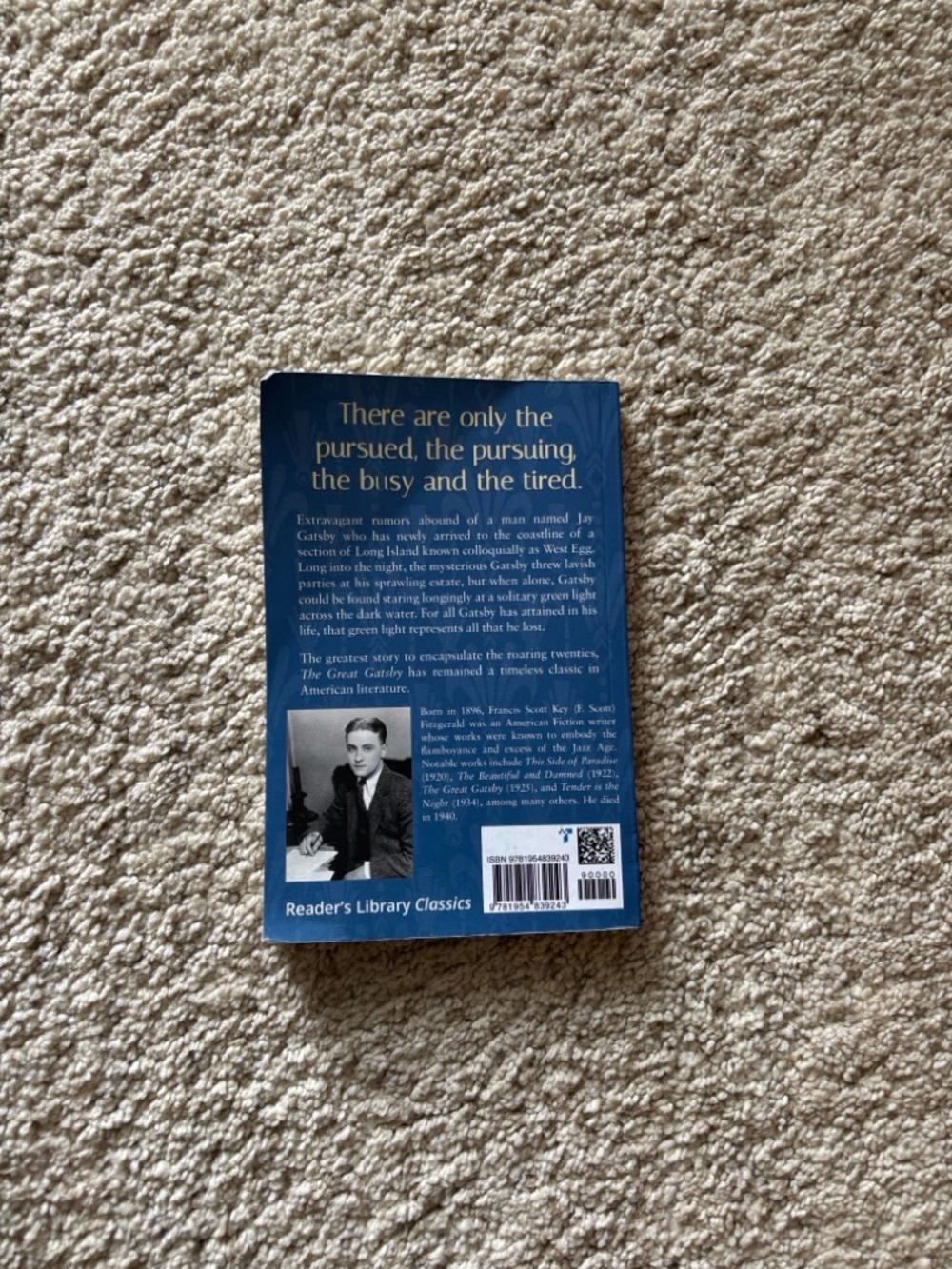 The Great Gatsby — Classic Novel Coffee Table Book in Navy Blue - Picture 3 of 3